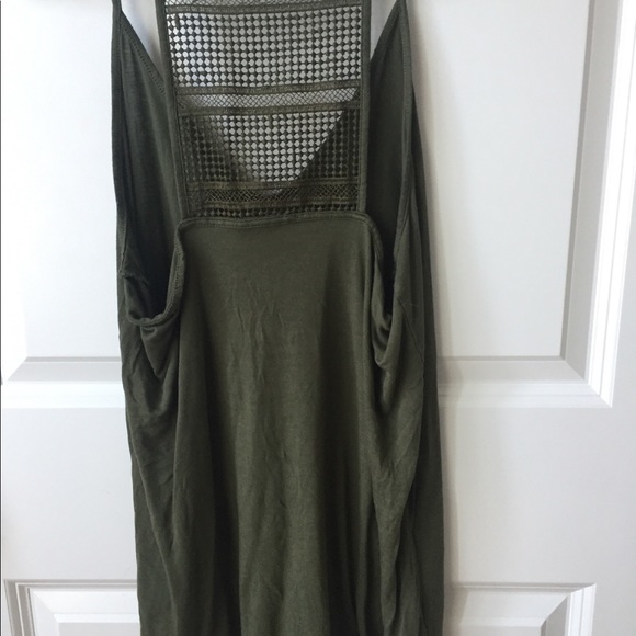 Tanktop - Picture 2 of 3